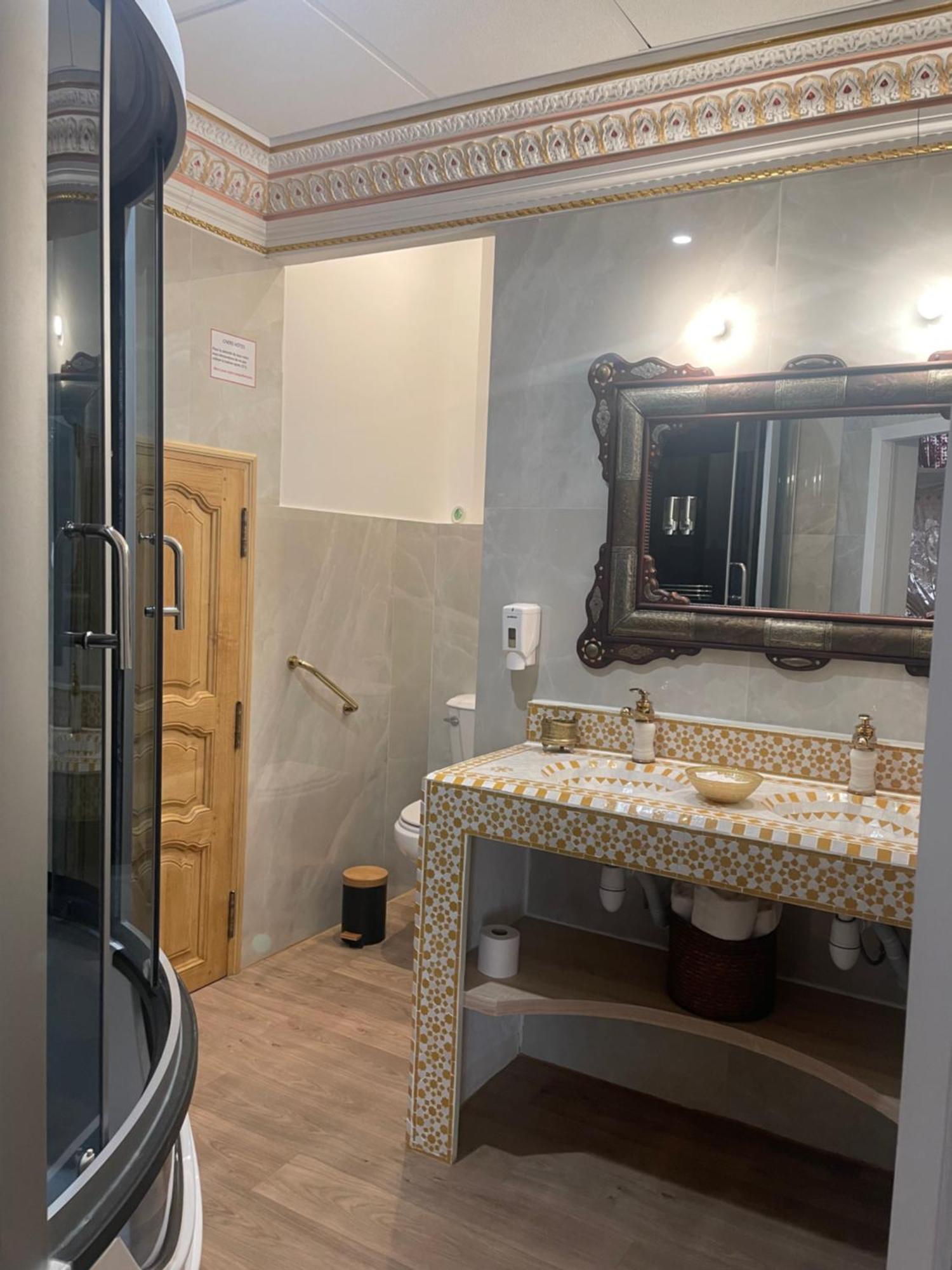 Suite Orientale Maison De L'Eglise Du Couvent Narbonne Ngoại thất bức ảnh